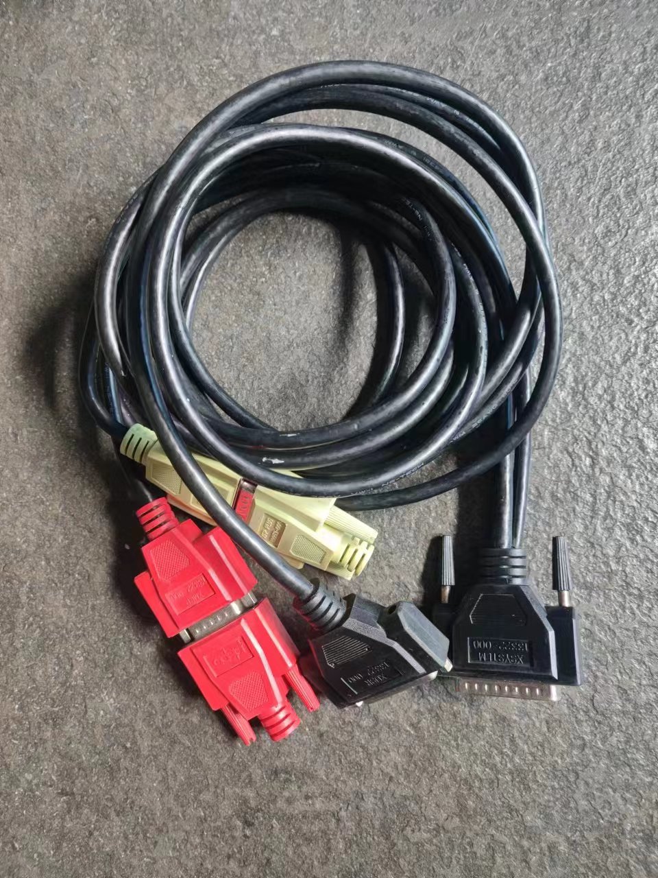 Omron|ADEPT eAIB XSYSTEM 一拖三系统线 13323-000/13322-000(图1)